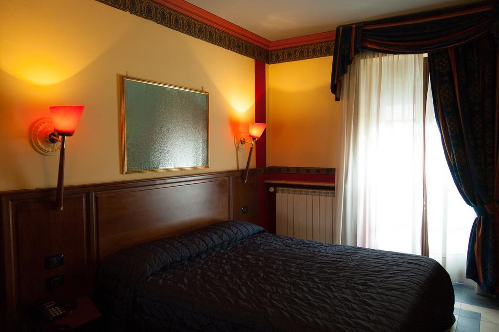 Hotel Giulio Cesare Turin Exterior photo